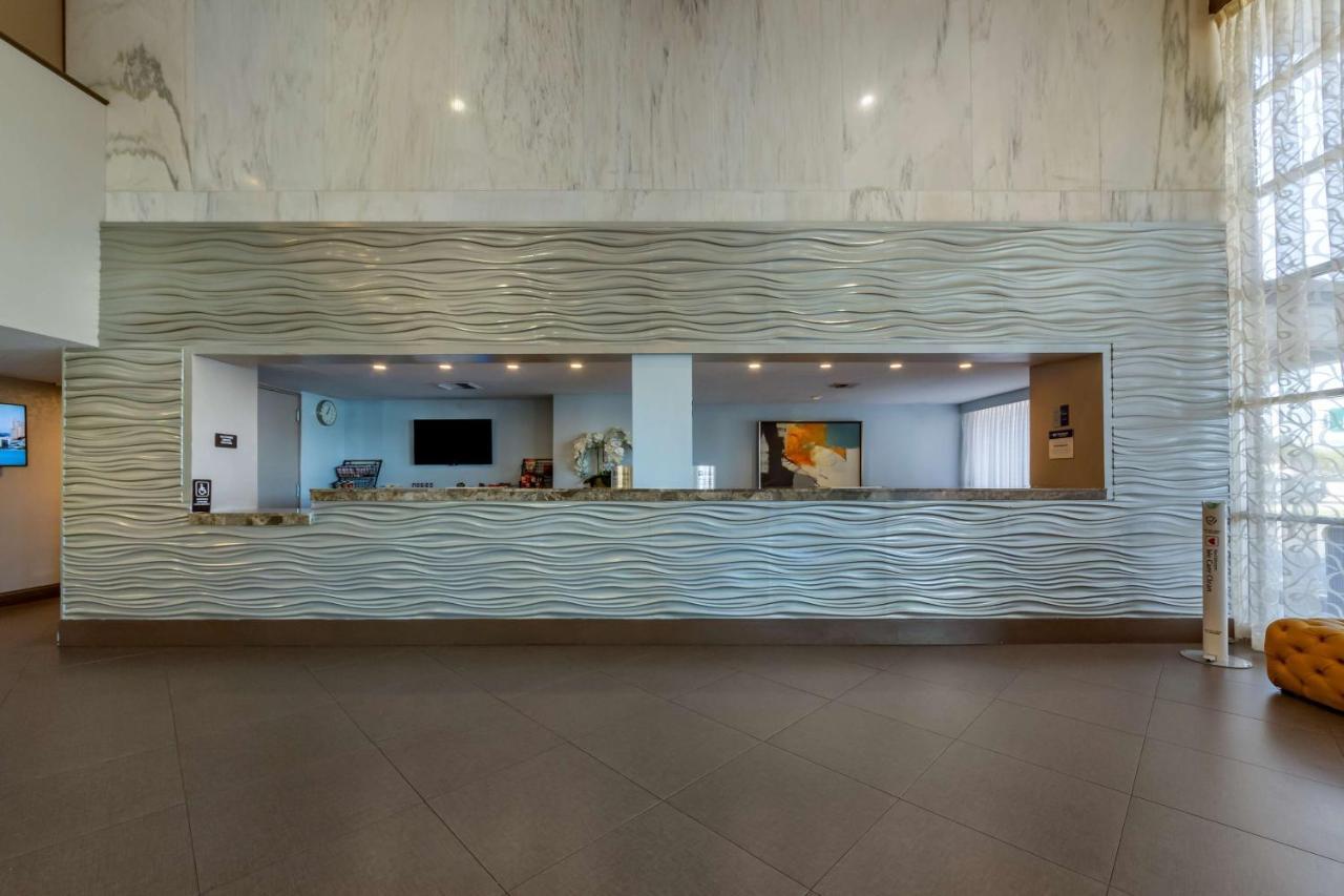 וסט פאלם ביץ' Best Western Palm Beach Lakes מראה חיצוני תמונה