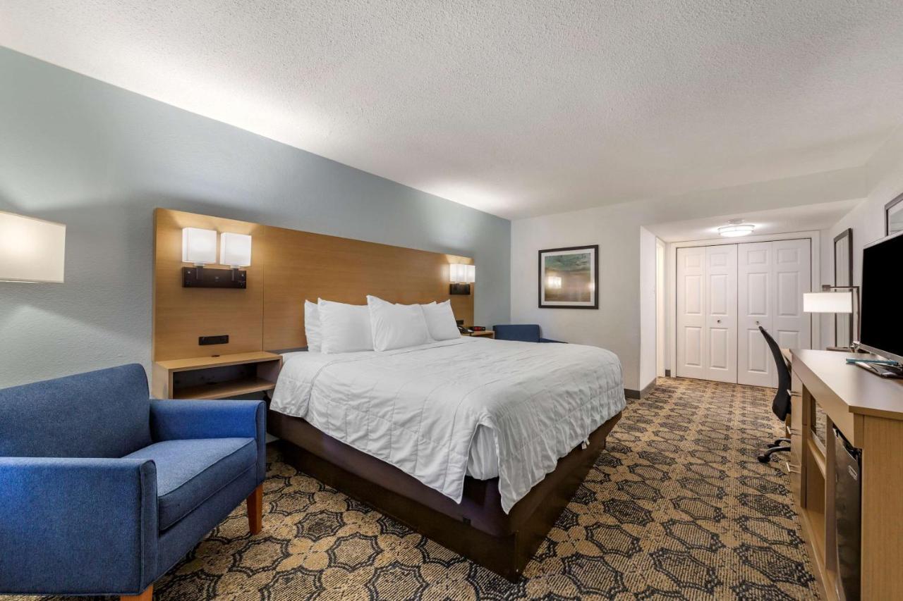 וסט פאלם ביץ' Best Western Palm Beach Lakes מראה חיצוני תמונה