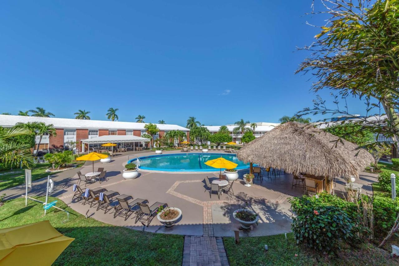 וסט פאלם ביץ' Best Western Palm Beach Lakes מראה חיצוני תמונה